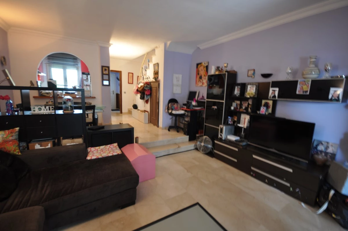 8-e64a9055bba3e77ac8aca3b893cdf826