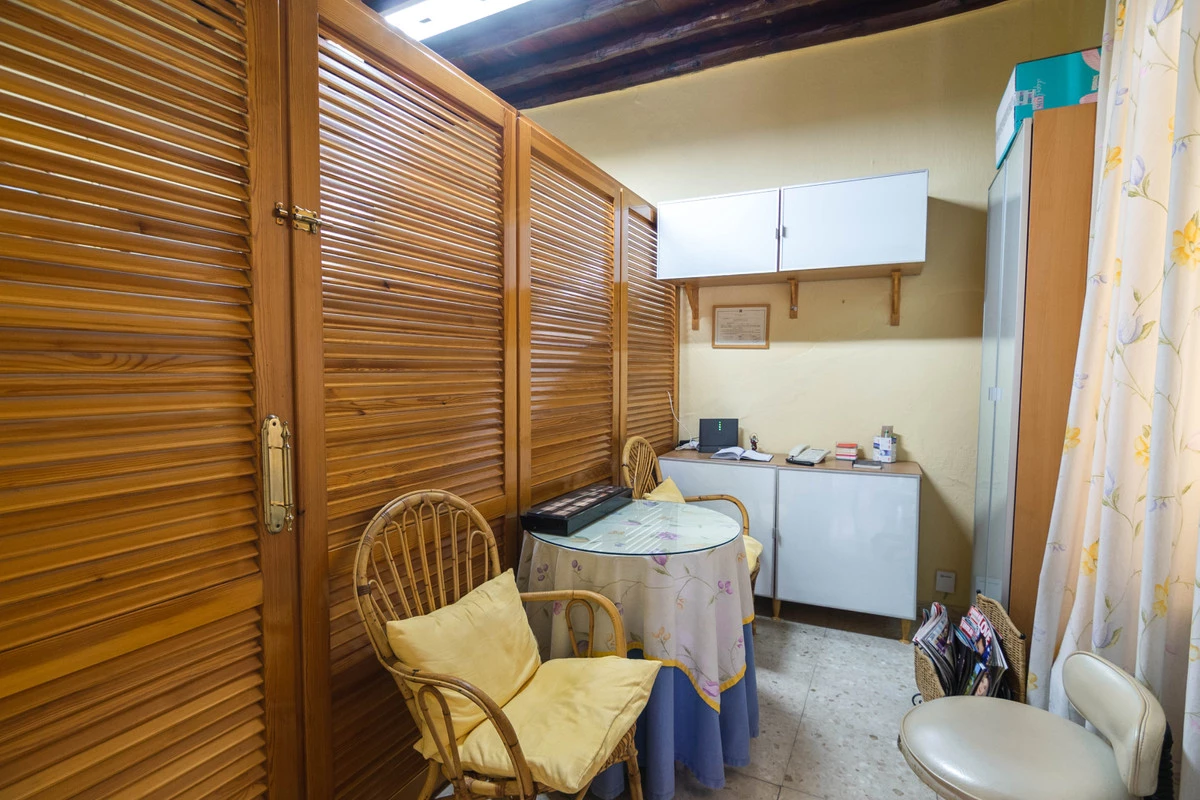 7-aa4cc561180b369757c0bb4af9886cd3