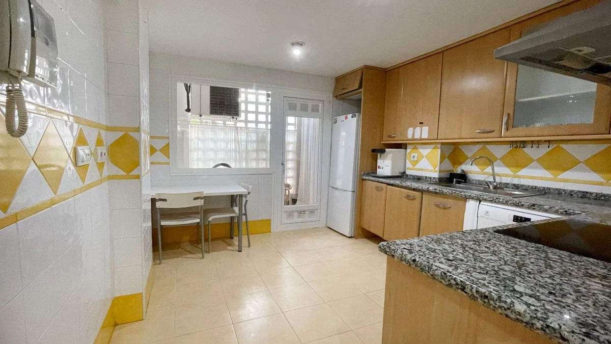 4-c23c0f86247804fa50226aecd8b0b2c8