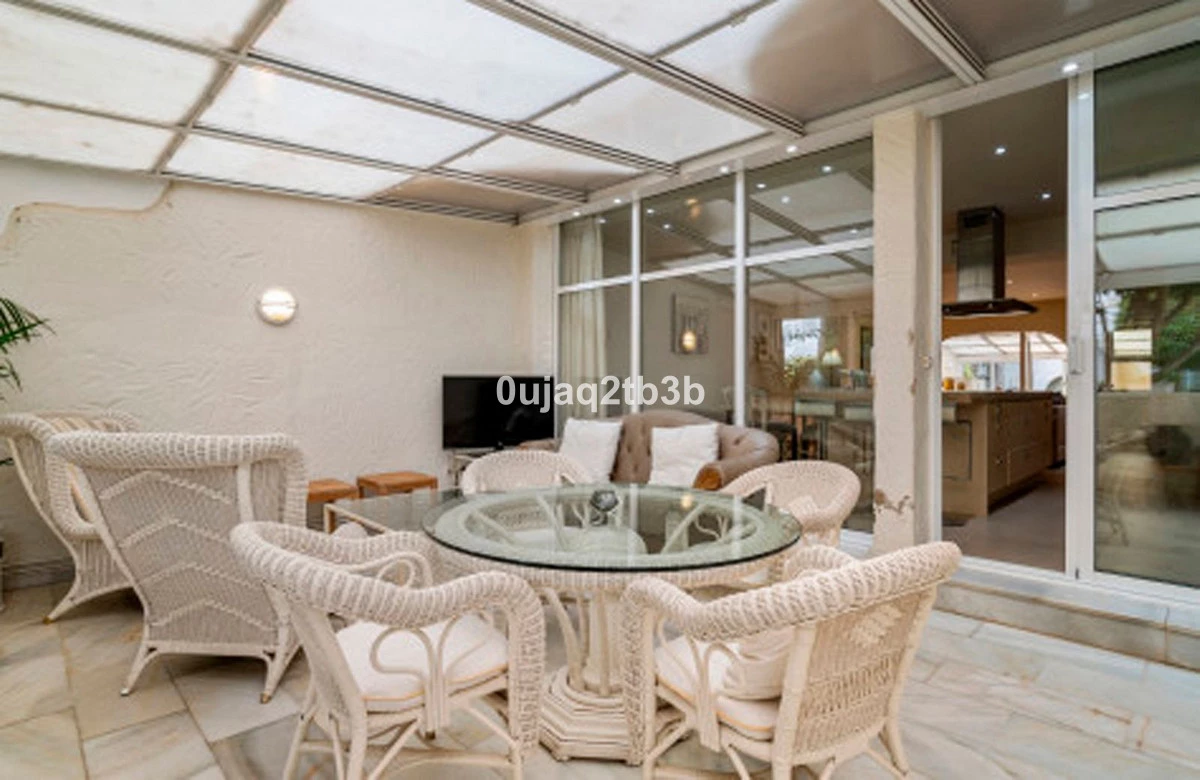 9-467d0cee5b725f3ef65f102a0c2e69c0