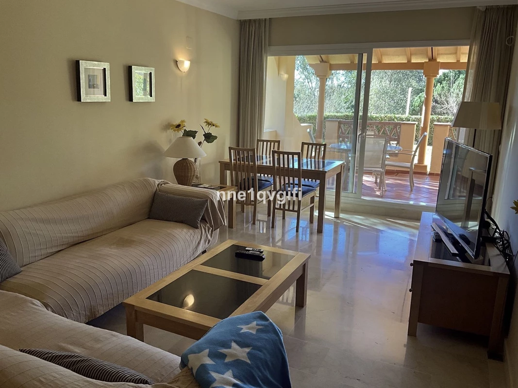 8-e64a9055bba3e77ac8aca3b893cdf826