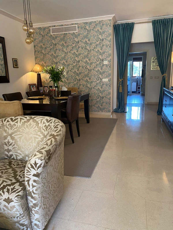 2-5bd7b9d04b45e33852eaf0ec6670150d