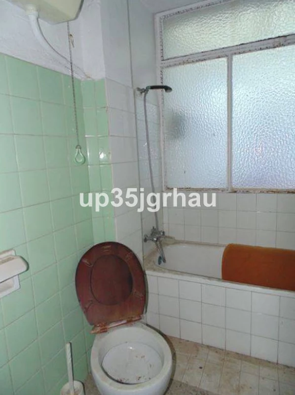 8-e64a9055bba3e77ac8aca3b893cdf826