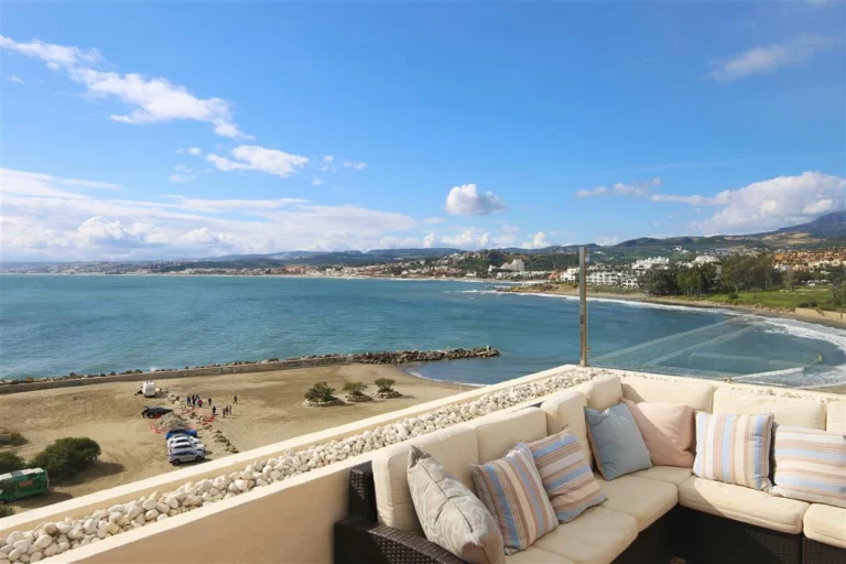 1-7980e48d732b6fc85c14b43b94d2aa54