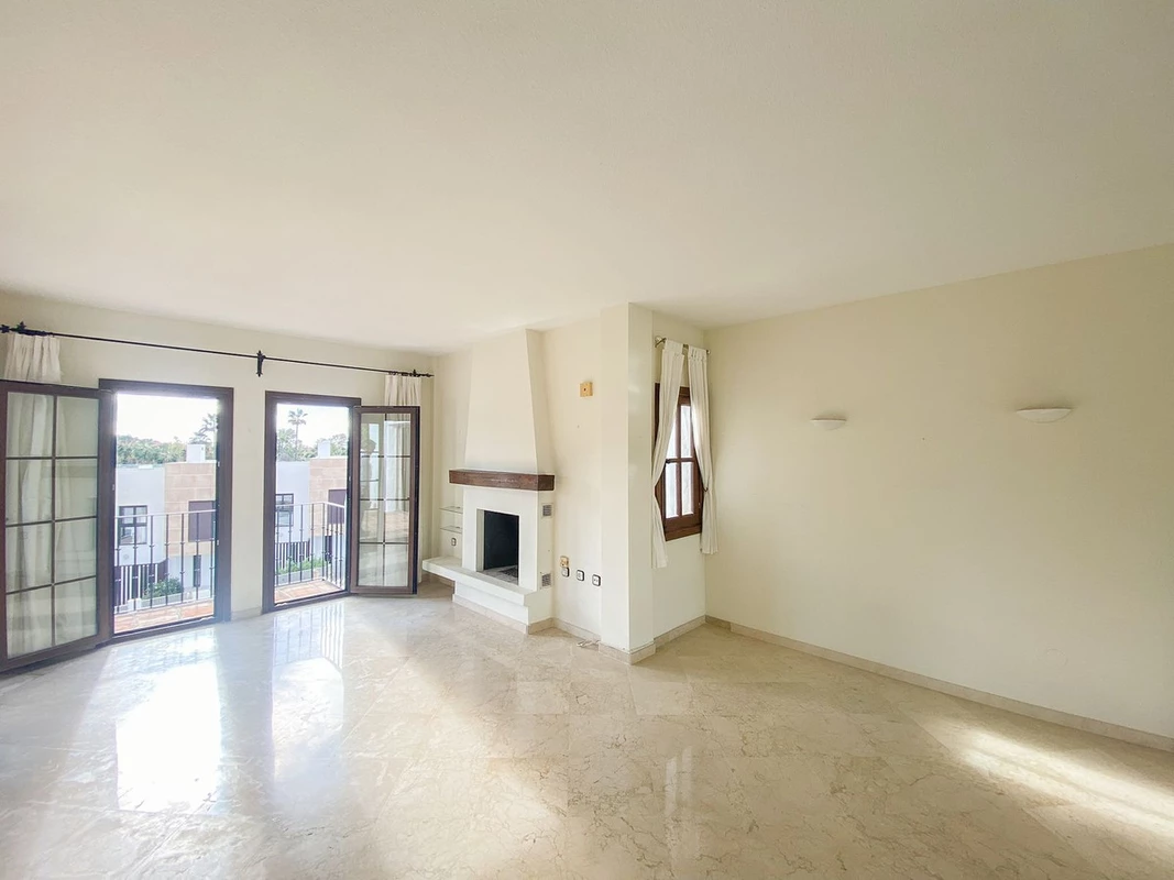 2-5bd7b9d04b45e33852eaf0ec6670150d