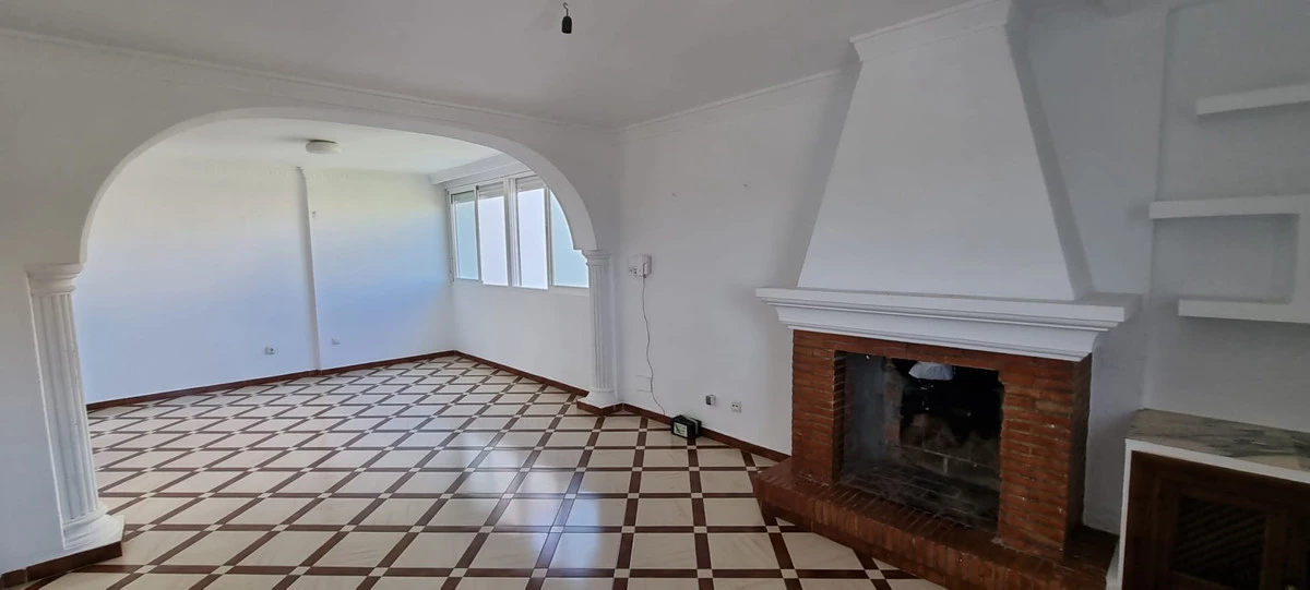 2-5bd7b9d04b45e33852eaf0ec6670150d