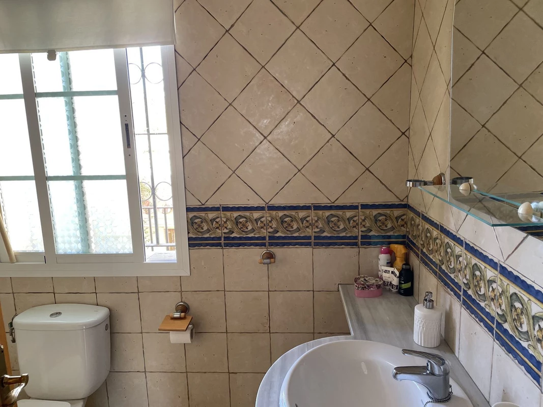 9-467d0cee5b725f3ef65f102a0c2e69c0