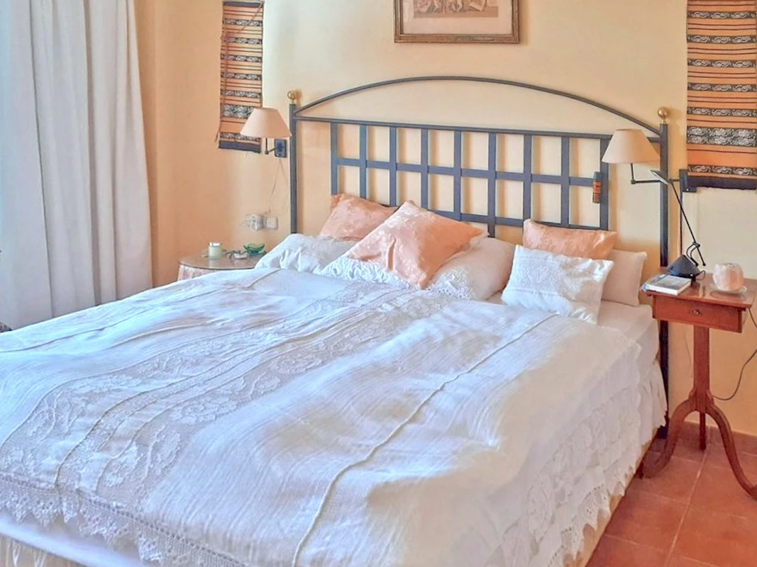 7-aa4cc561180b369757c0bb4af9886cd3