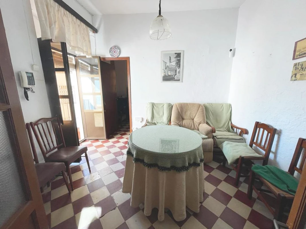 7-aa4cc561180b369757c0bb4af9886cd3