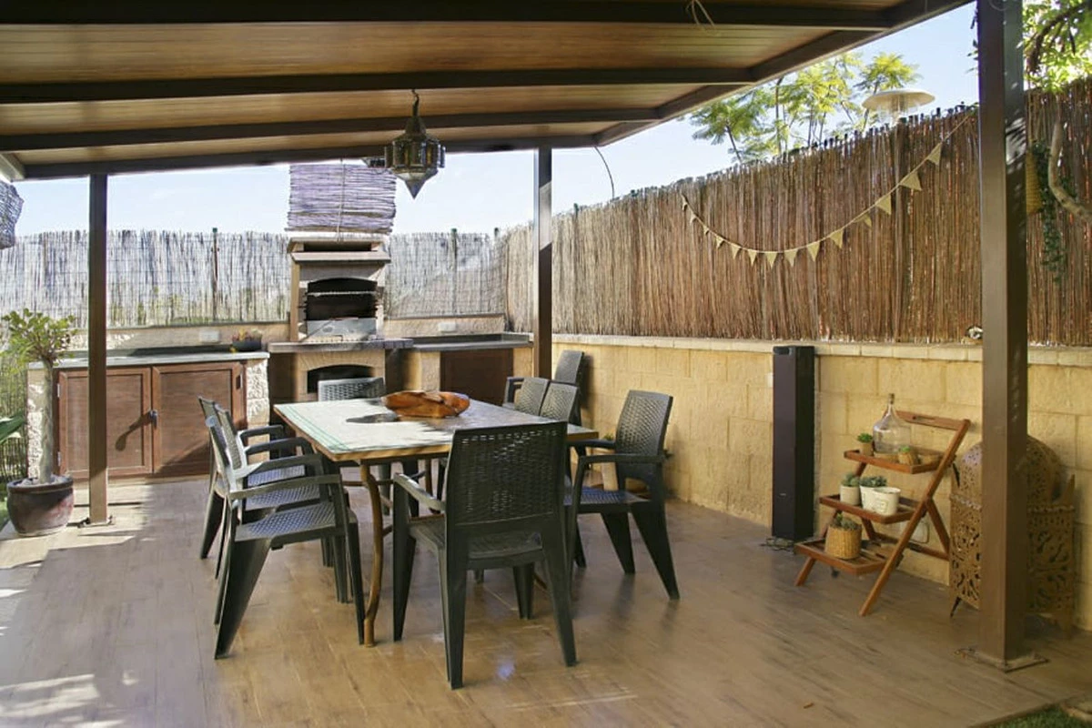 2-5bd7b9d04b45e33852eaf0ec6670150d