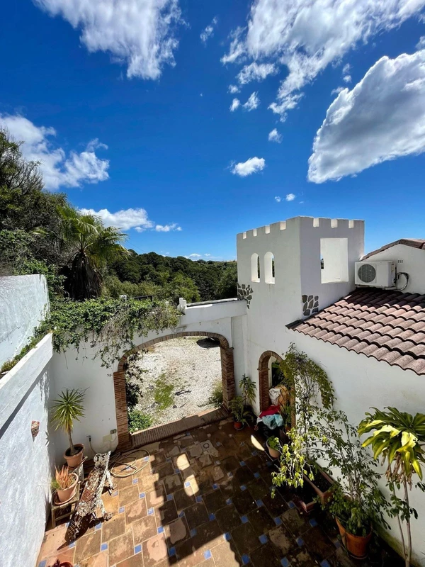 4-c23c0f86247804fa50226aecd8b0b2c8