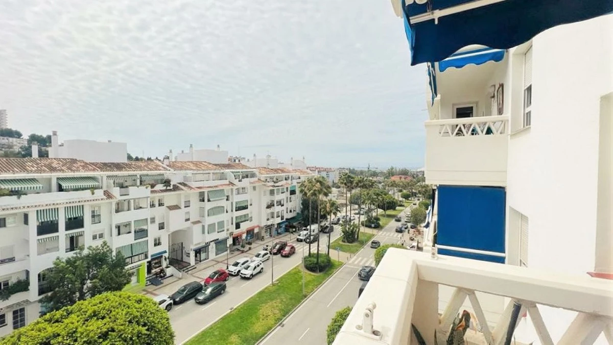 2-5bd7b9d04b45e33852eaf0ec6670150d