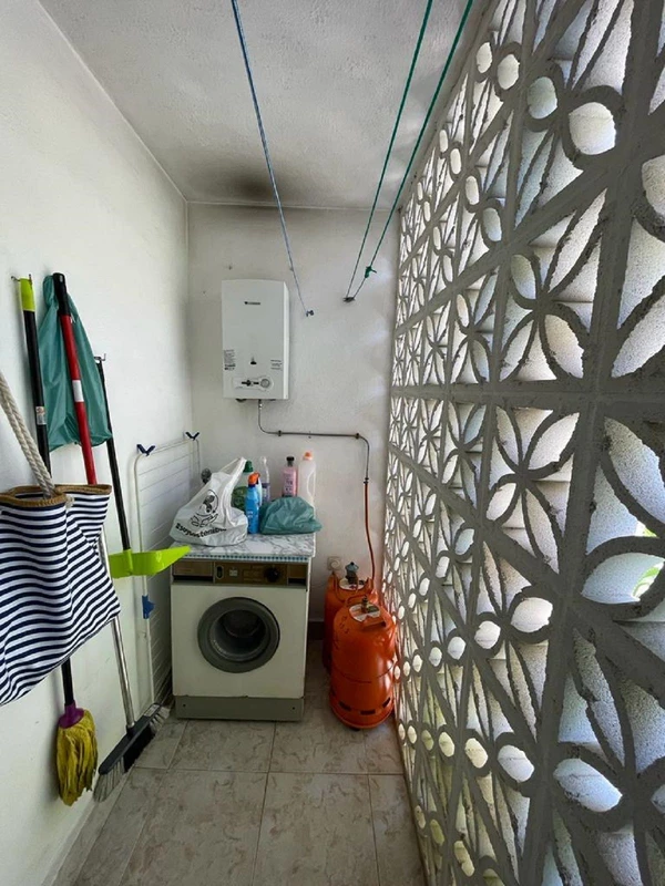 9-467d0cee5b725f3ef65f102a0c2e69c0