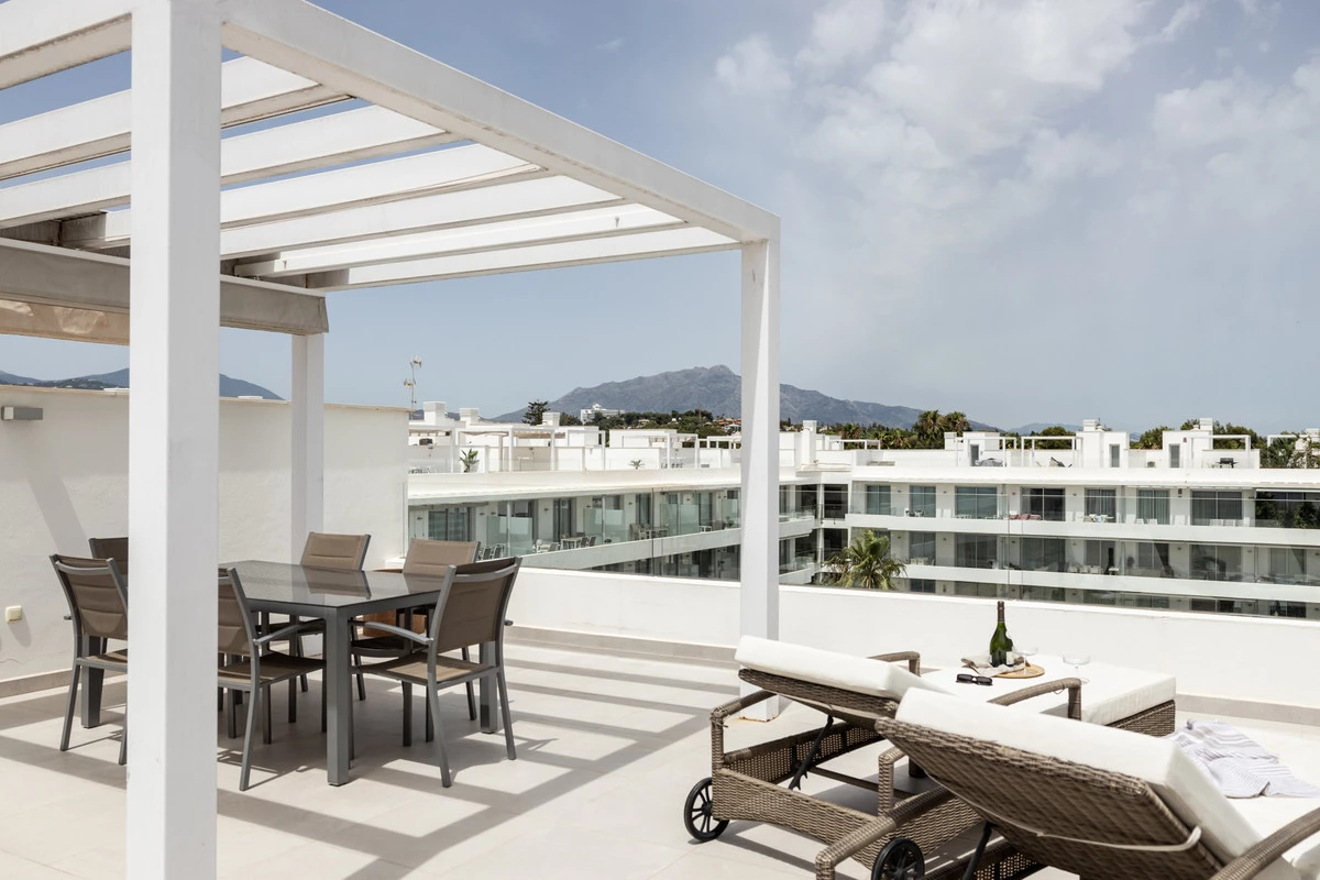 1-7980e48d732b6fc85c14b43b94d2aa54