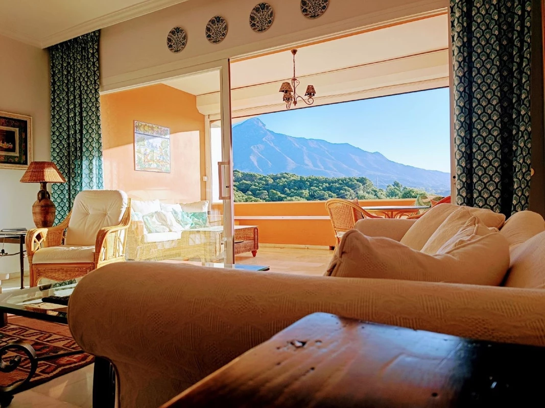 9-467d0cee5b725f3ef65f102a0c2e69c0