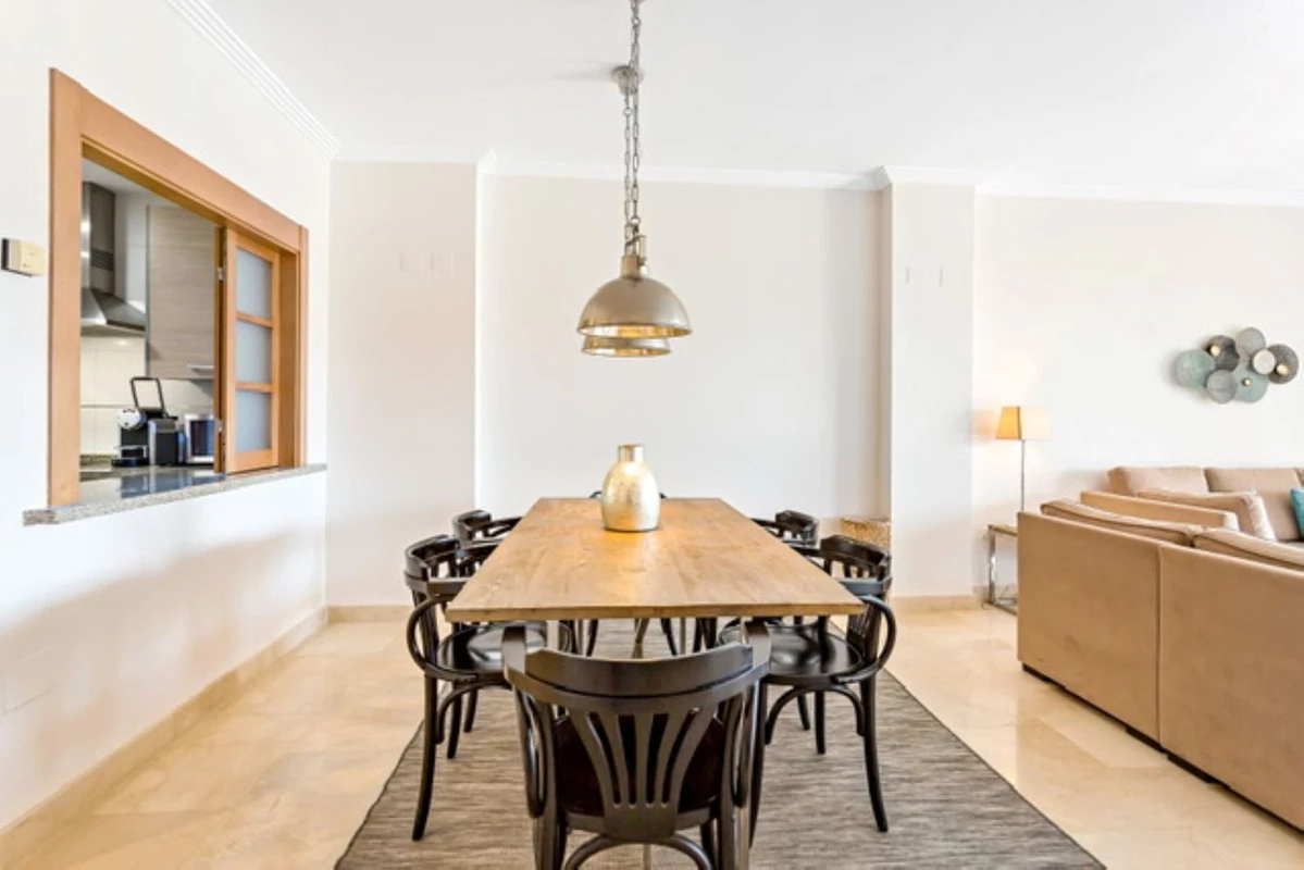 8-e64a9055bba3e77ac8aca3b893cdf826