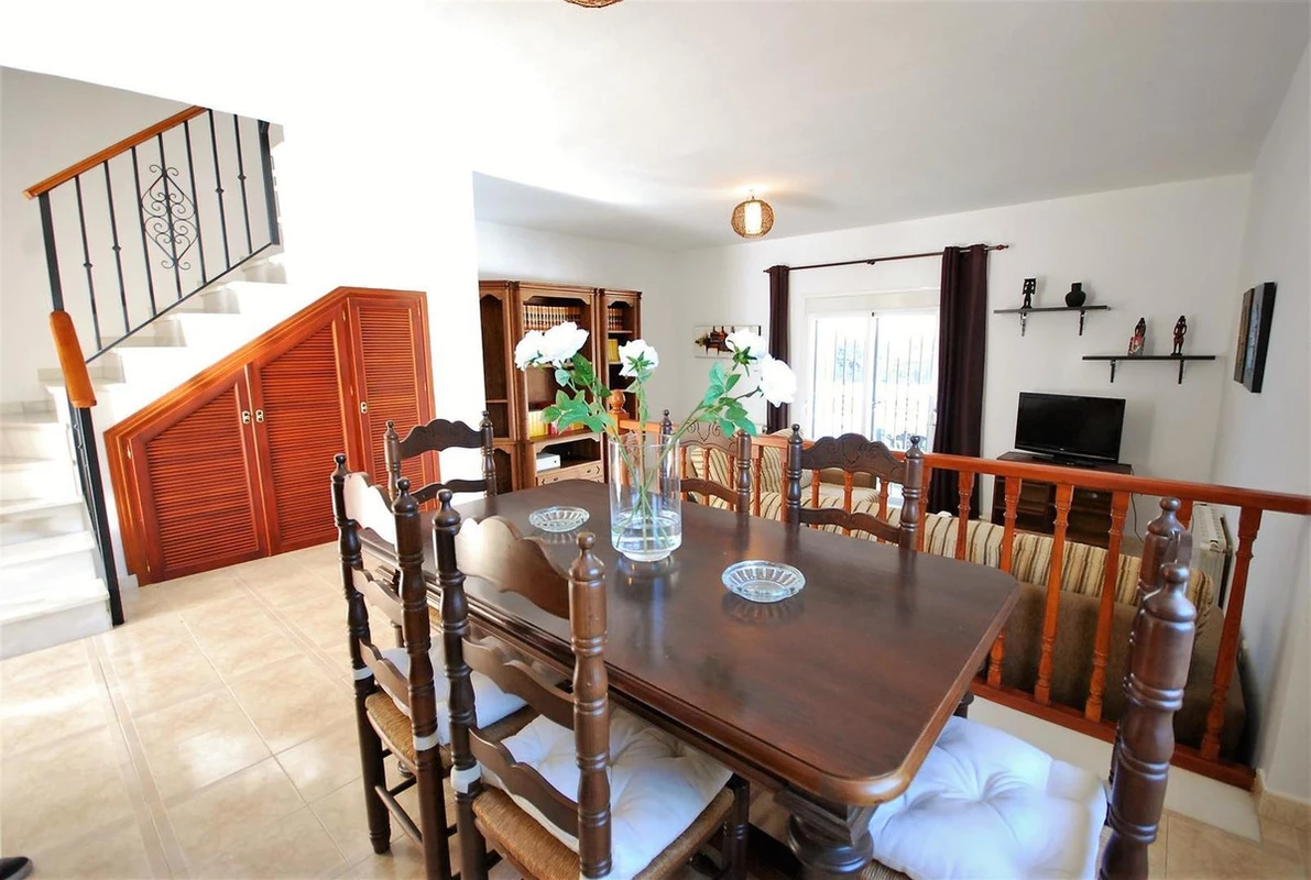 4-c23c0f86247804fa50226aecd8b0b2c8