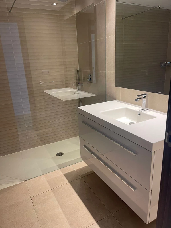 8-e64a9055bba3e77ac8aca3b893cdf826