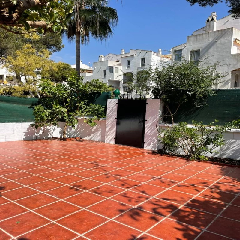 2-5bd7b9d04b45e33852eaf0ec6670150d