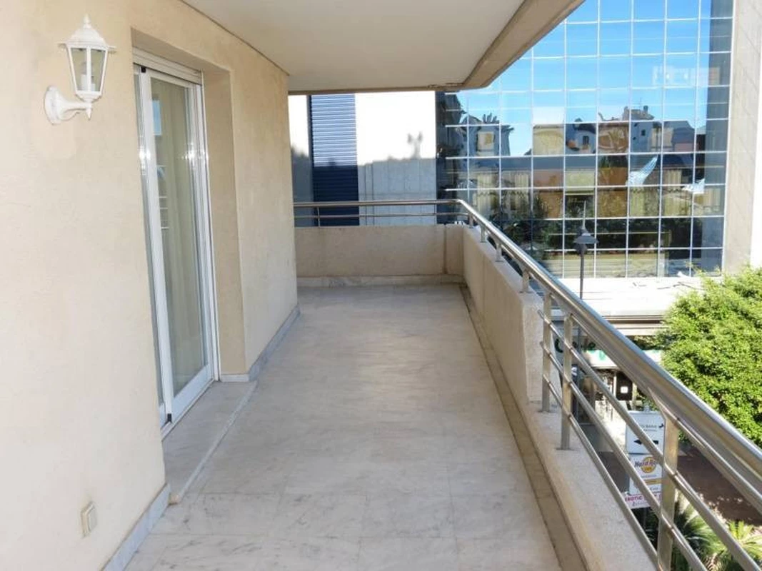 2-5bd7b9d04b45e33852eaf0ec6670150d