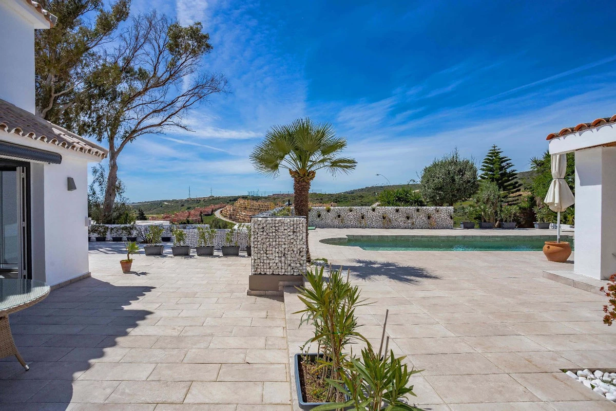 7-aa4cc561180b369757c0bb4af9886cd3