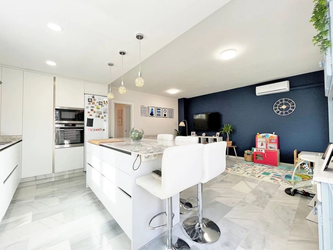 2-5bd7b9d04b45e33852eaf0ec6670150d