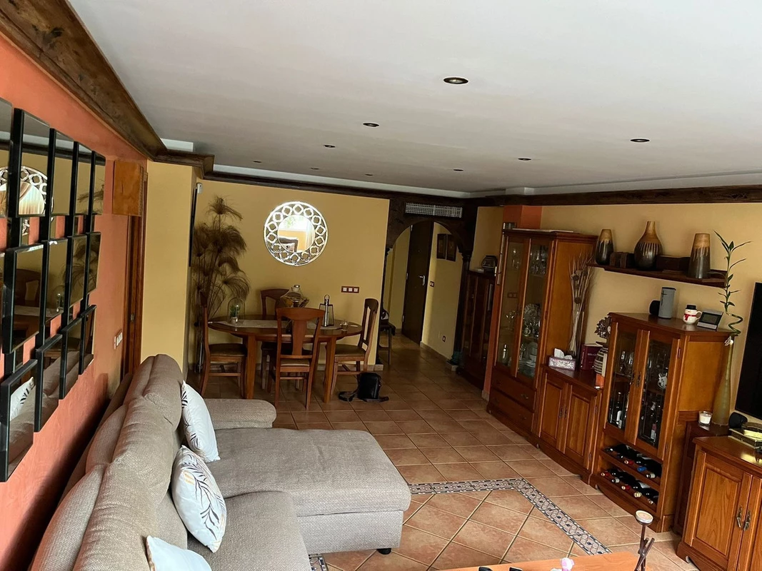 8-e64a9055bba3e77ac8aca3b893cdf826