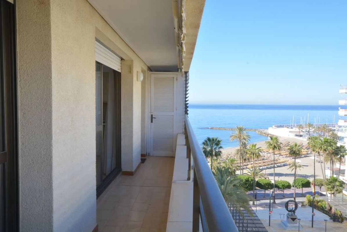 1-7980e48d732b6fc85c14b43b94d2aa54