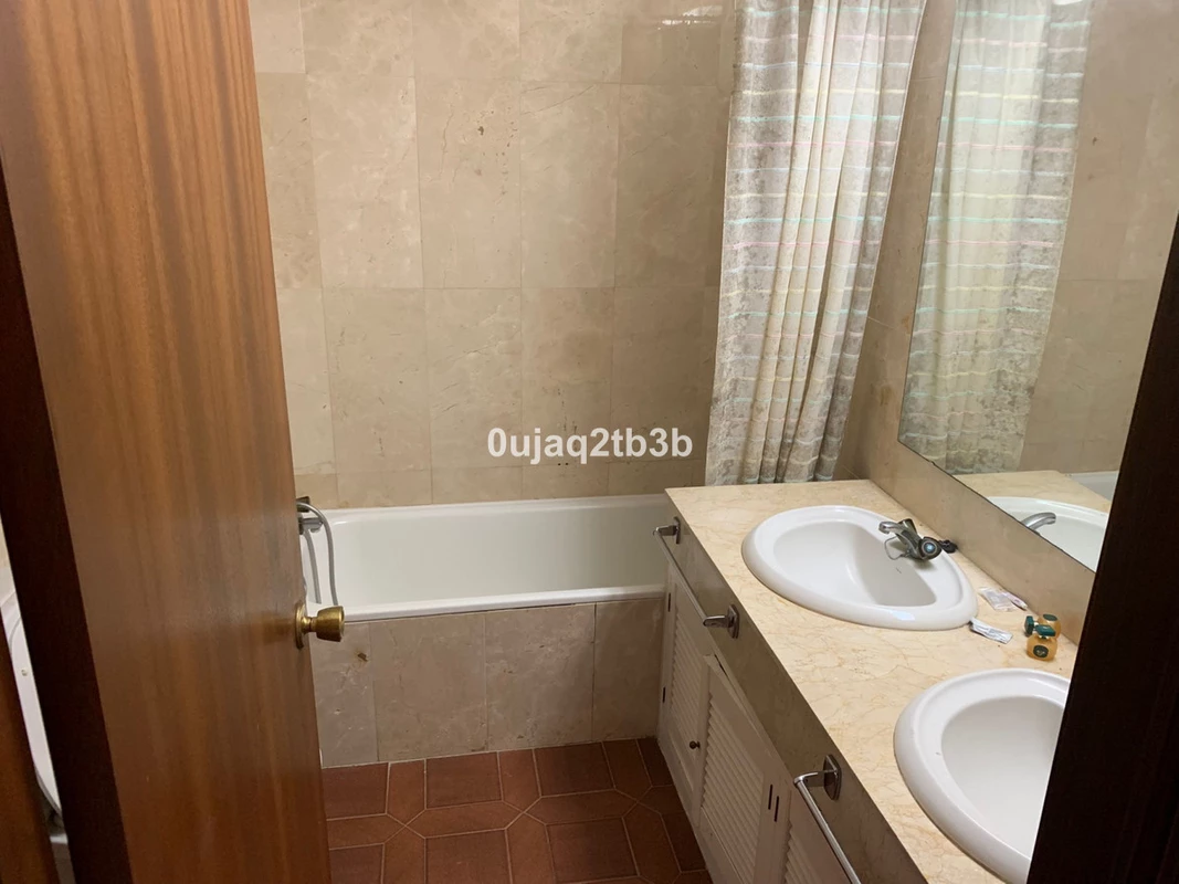 9-467d0cee5b725f3ef65f102a0c2e69c0