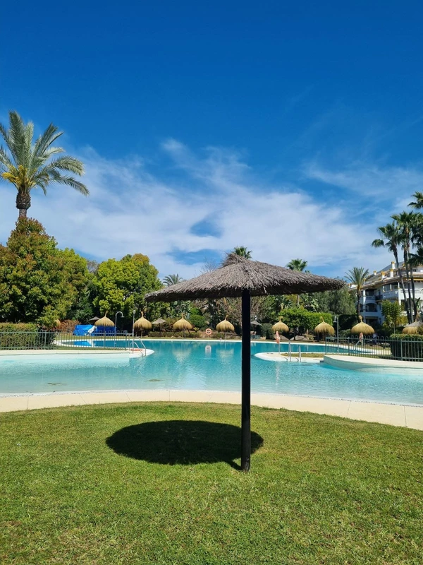 4-c23c0f86247804fa50226aecd8b0b2c8