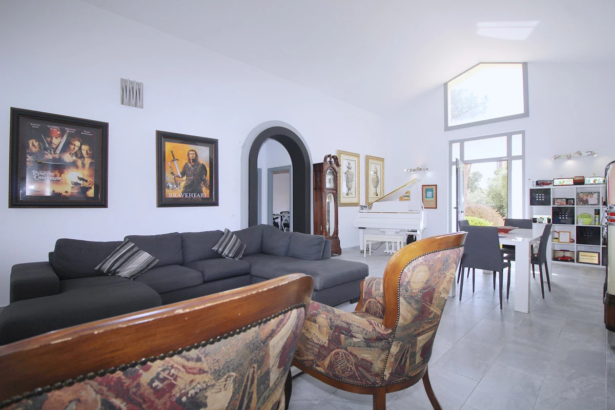 7-aa4cc561180b369757c0bb4af9886cd3