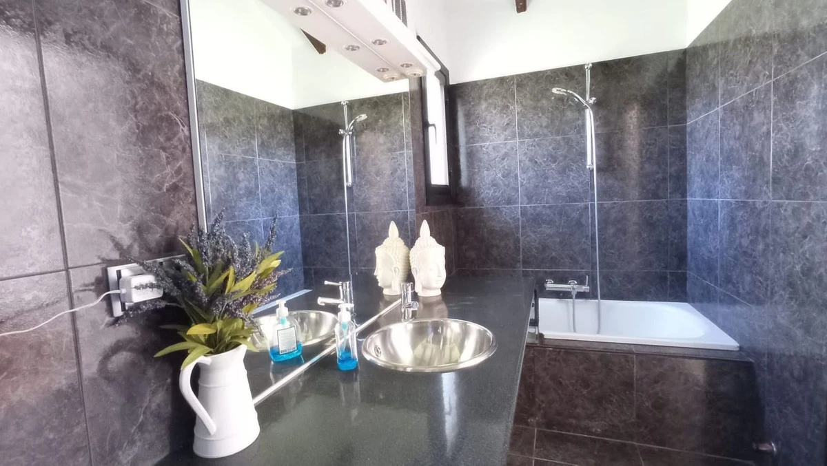 4-c23c0f86247804fa50226aecd8b0b2c8