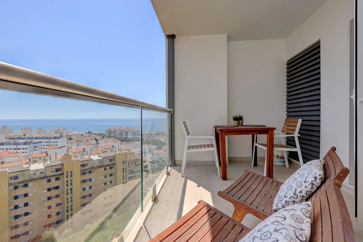 1-7980e48d732b6fc85c14b43b94d2aa54