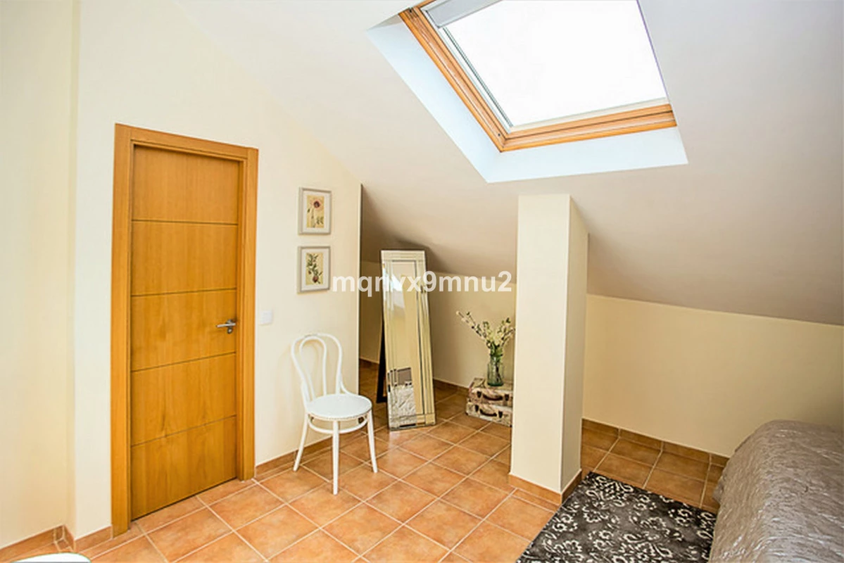 7-aa4cc561180b369757c0bb4af9886cd3