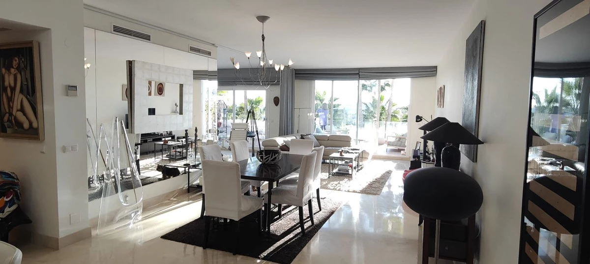 8-e64a9055bba3e77ac8aca3b893cdf826