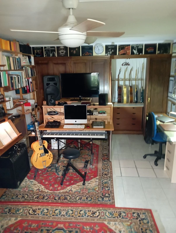 8-e64a9055bba3e77ac8aca3b893cdf826