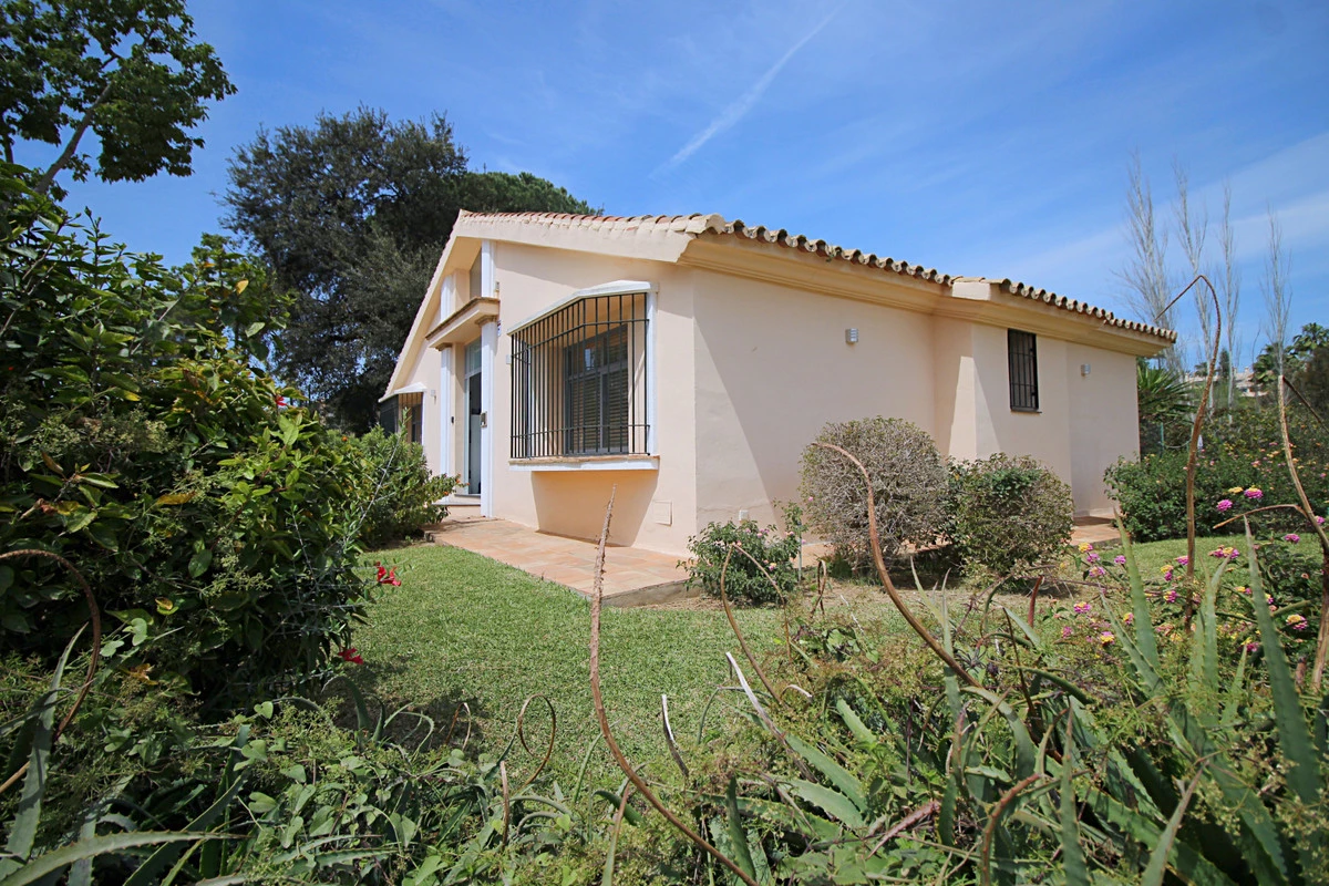 4-c23c0f86247804fa50226aecd8b0b2c8