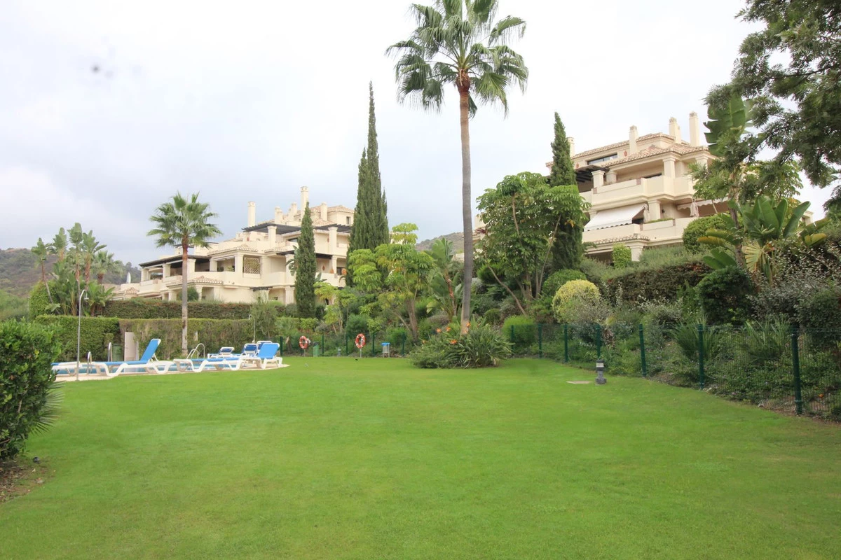 2-5bd7b9d04b45e33852eaf0ec6670150d