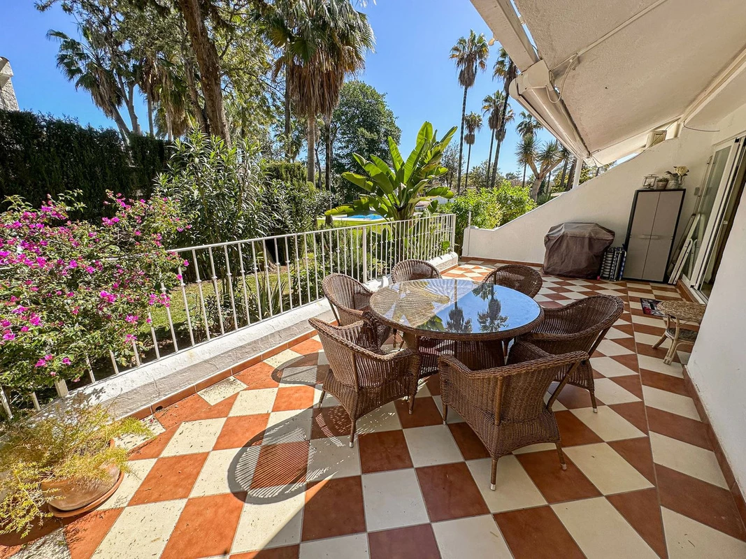 7-aa4cc561180b369757c0bb4af9886cd3