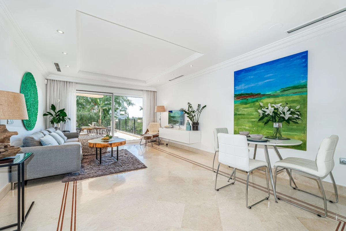 2-5bd7b9d04b45e33852eaf0ec6670150d