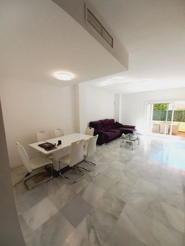 7-aa4cc561180b369757c0bb4af9886cd3