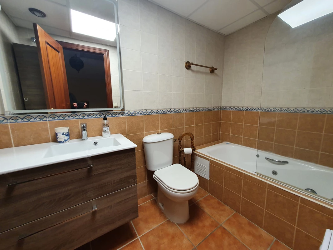 8-e64a9055bba3e77ac8aca3b893cdf826