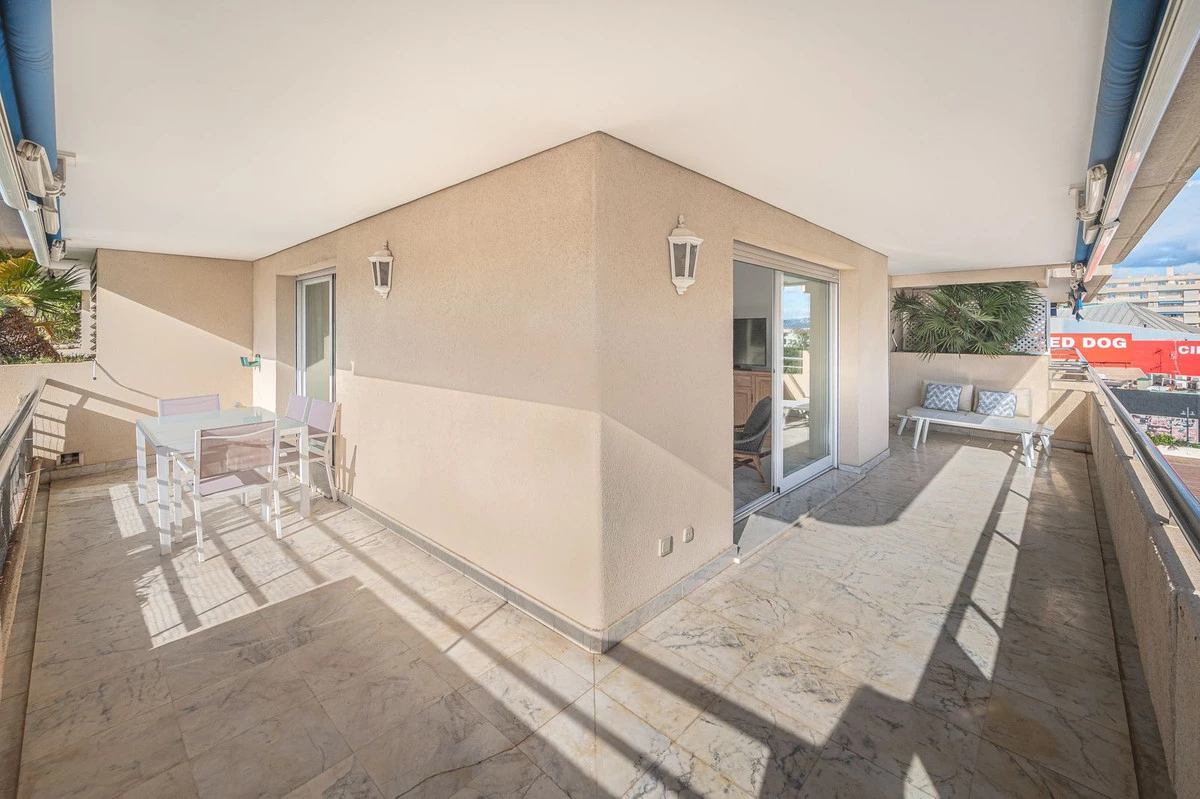 8-e64a9055bba3e77ac8aca3b893cdf826