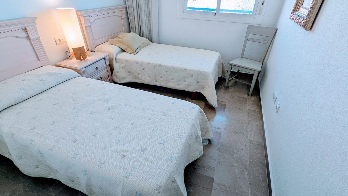 8-e64a9055bba3e77ac8aca3b893cdf826