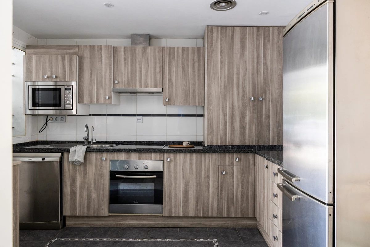 8-e64a9055bba3e77ac8aca3b893cdf826