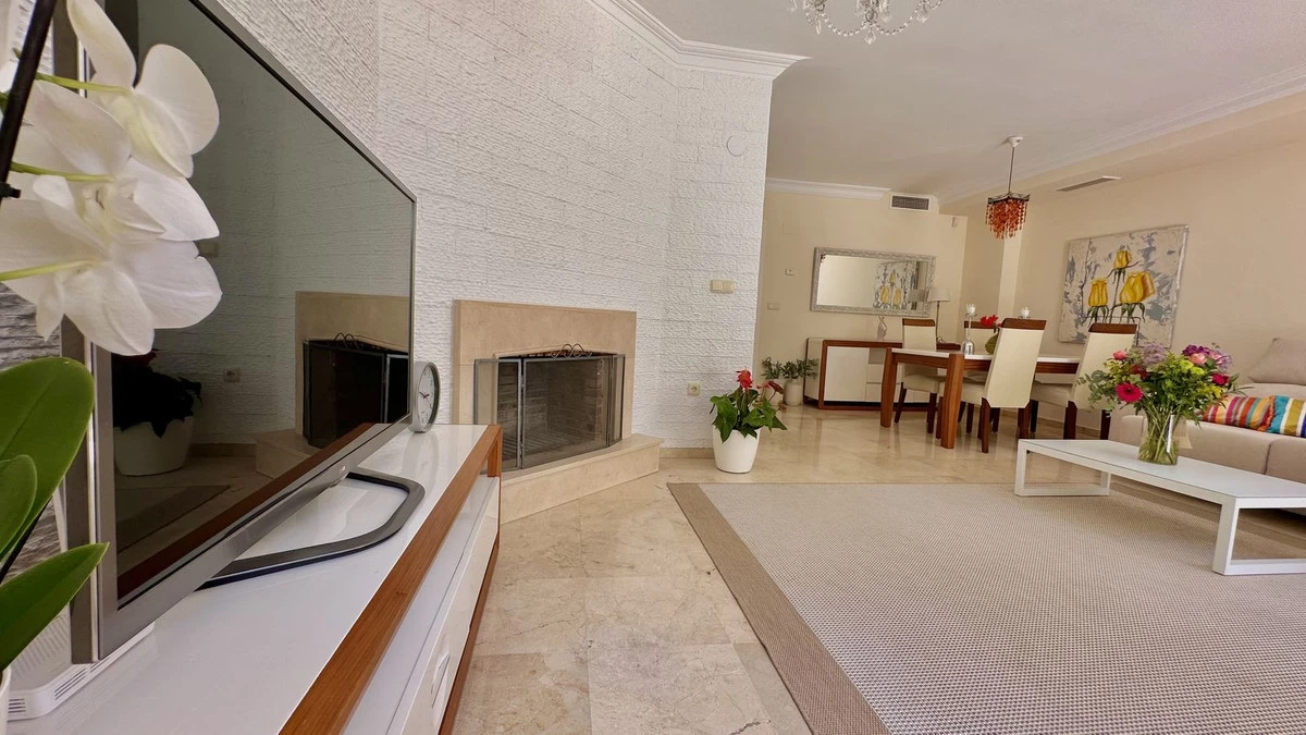 7-aa4cc561180b369757c0bb4af9886cd3