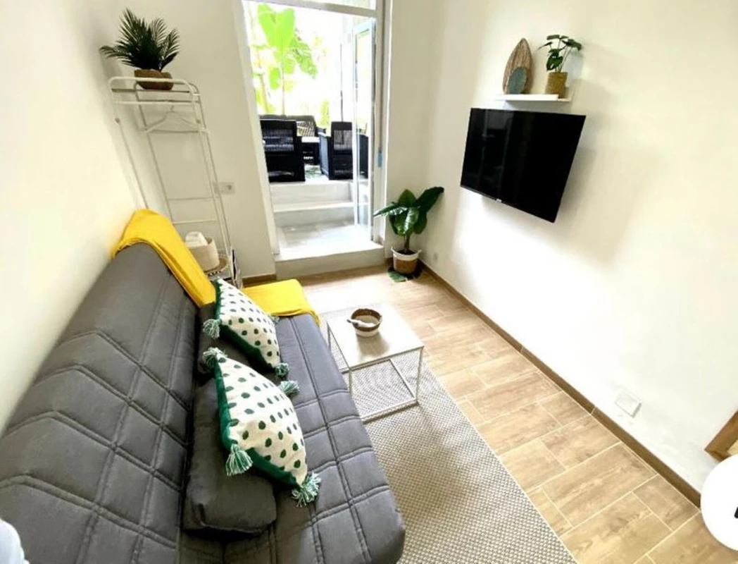 3-e898b2bb2a2fdfd06d2c39894dce8316