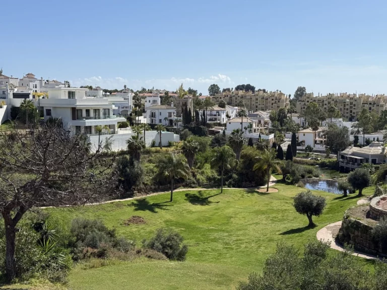 R3832903 | Residential Plot in Selwo – € 420,000 – 0 beds, 0 baths