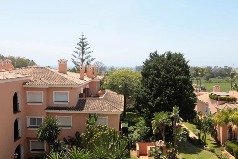 1-7980e48d732b6fc85c14b43b94d2aa54