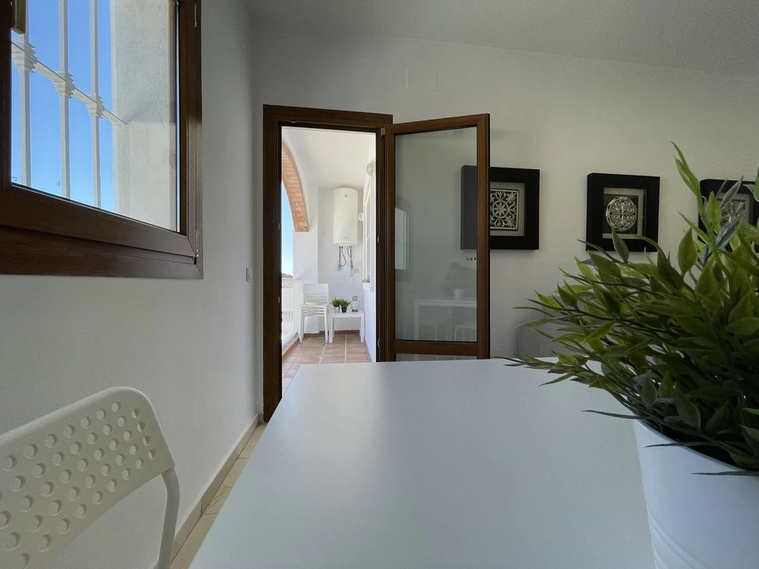 4-c23c0f86247804fa50226aecd8b0b2c8